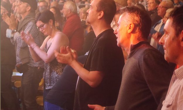 Dès aujourd&rsquo;hui, plus de jauge dans les restaurants ; on pourra suivre debout les concerts de Jazz à Vienne, etc.