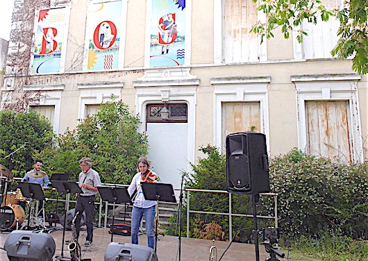 Jazz à Vienne, vendredi 2 juillet : concerts gratuits et vidéo Jazz &lsquo;Z&rsquo;Actu avec Deluxe