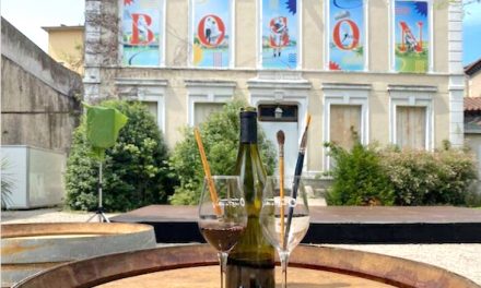 Conférence, atelier, dégustation “peindre avec le vin” : la cour du roi Boson à Vienne va prendre des couleurs…