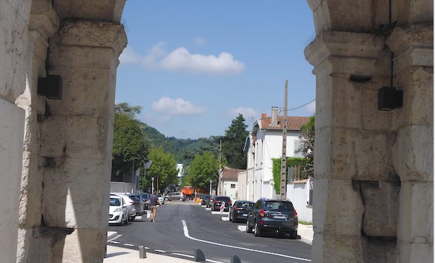 En attendant l&rsquo;arrivée à l&rsquo;automne d&rsquo;une vingtaine d&rsquo;arbres, la 1ère phase du bd F. Point à Vienne, terminée