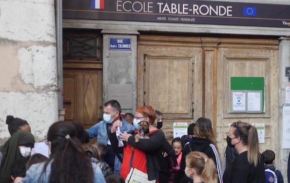 La rentrée scolaire à Vienne encadrée ce matin par un protocole sanitaire de niveau 2
