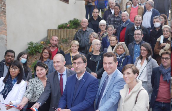 Inauguration de la salle-des-fêtes familiales de Gemens : mode d’emploi et tarifs…
