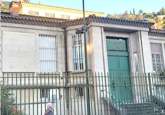Les anciens locaux de la Banque de France cours Romestang à Vienne vont être rasés pour y édifier   logements et commerces