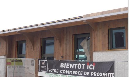 Une Halle commerciale en bois va ouvrir ses portes début décembre  à Reventin-Vaugris