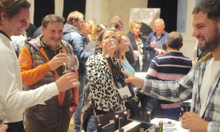 Vitis-Vienna : en attendant…l’appellation, les Pressailles font recette à la salle-des-fêtes de Vienne