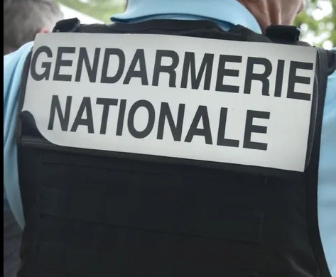 Découverte de tags menaçant nommément 3 gendarmes d’une « balle dans la tête » aux Roches-de-Condrieu