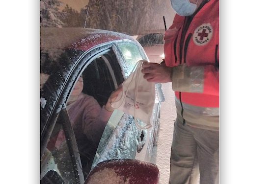 Météo : des automobilistes rentrant de week-end bloqués par la neige en Isère et sur l&rsquo;A 89 dans la Loire