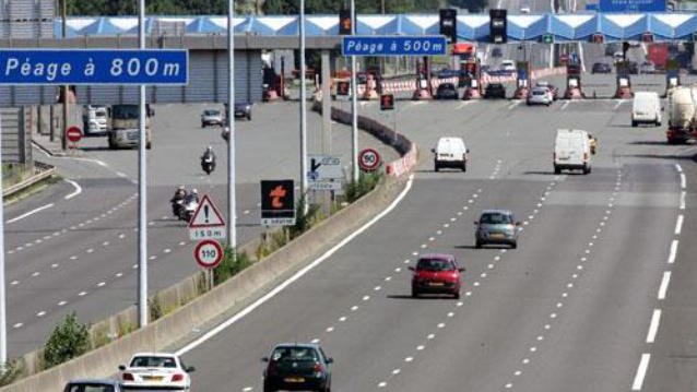 A l’instar du trajet Lyon/Condrieu, Vinci Autoroutes (A 7) gèle les tarifs de ses péages de – de 50 km