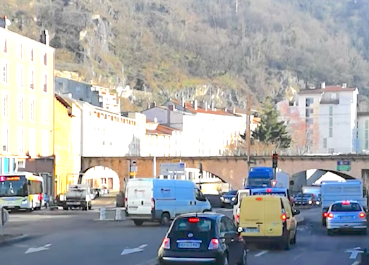 Zones cyclables, le positif et le négatif ; travaux ; l&rsquo;agenda du week-end, etc. : le journal TV de Vienne