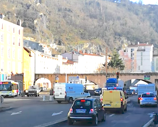 Zones cyclables, le positif et le négatif ; travaux ; l’agenda du week-end, etc. : le journal TV de Vienne