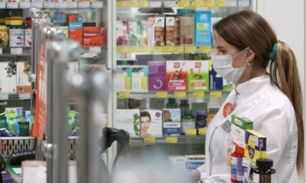 A partir de lundi, le masque plus obligatoire dans les cafés et restaurants, cinémas… mais toujours dans les magasins