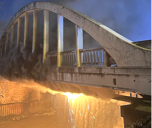 Isère : le Département porte plainte après l’incendie criminel du pont de Brignoud