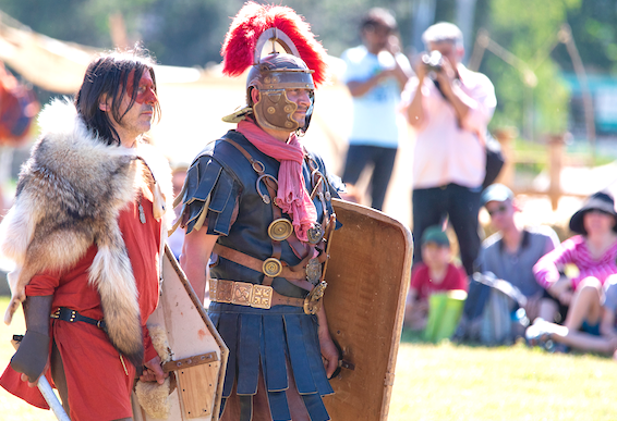 Les Journées Gallo-Romaines vont franchir le Rhône les 4 et 5 juin pour s’installer au théâtre antique et devant le Temple de Vienne