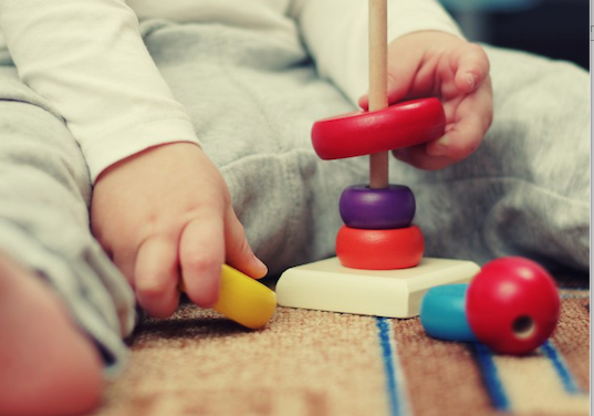 Drame à Lyon : un bébé décède dans une crèche privée après avoir ingéré un produit toxique