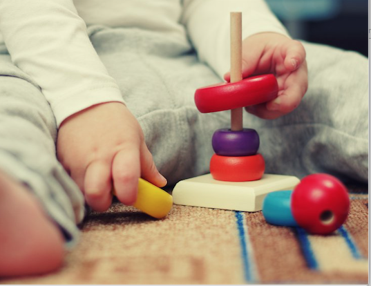 Drame à Lyon : un bébé décède dans une crèche privée après avoir ingéré un produit toxique