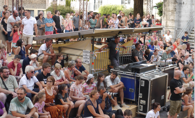 Beaucoup de monde pour les retrouvailles avec la Fête de la Musique à Vienne :  la 40ème rugissante !