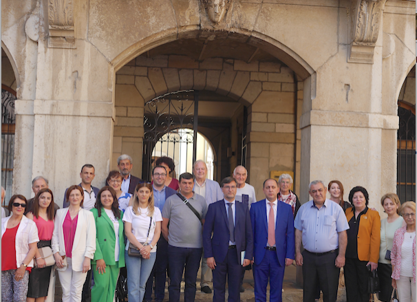 Après deux ans de suspension, Vienne renoue avec les échanges internationaux avec la visite d’une délégation de sa jumelle, Goris, en Arménie