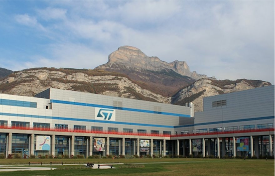 Pour répondre à la pénurie de semi-conducteurs : une usine va être créée près de Grenoble pour 5,7 milliards d’euros, 1 000 emplois
