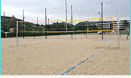 Quatre terrains inaugurés ce matin : à Saint-Romain-en-Gal… sur mer, on peut désormais jouer au Beach Volley…