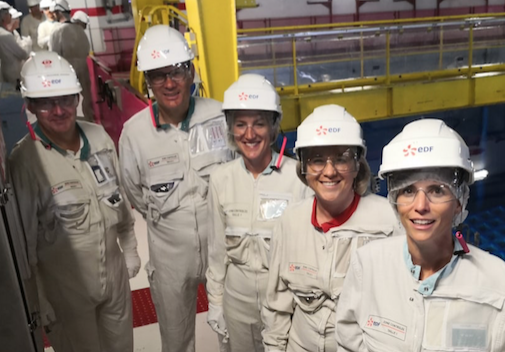 La députée Caroline Abadie vante le bouclier tarifaire lors d’une visite des élus à la centrale nucléaire de Saint-Alban