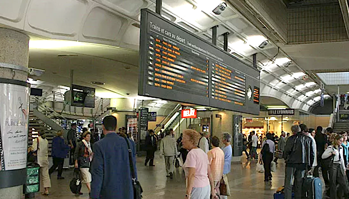 Incident technique sur les aiguillages : grosse pagaille cet après-midi, gare de la Part-Dieu à Lyon