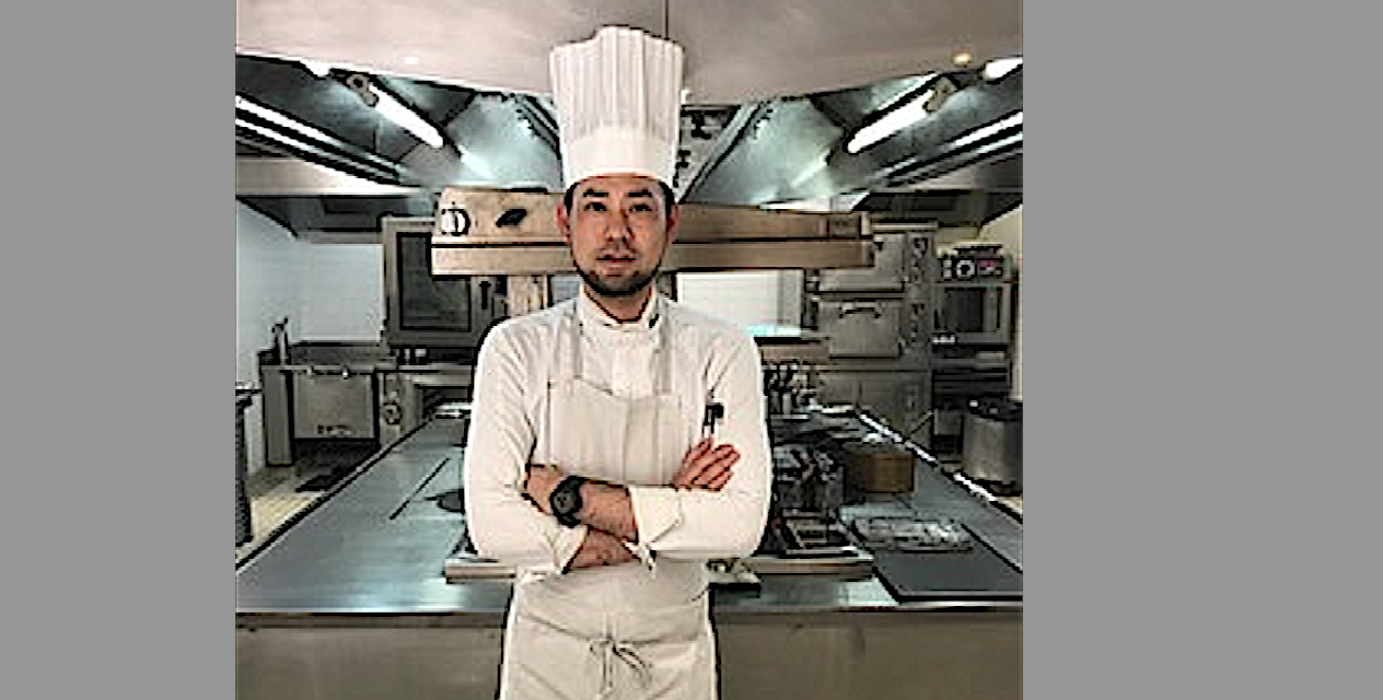 Il est sélectionné pour la finale  : Kenji Takenoshita, du restaurant La Pyramide à Vienne, futur champion du monde du pâté en croûte ?