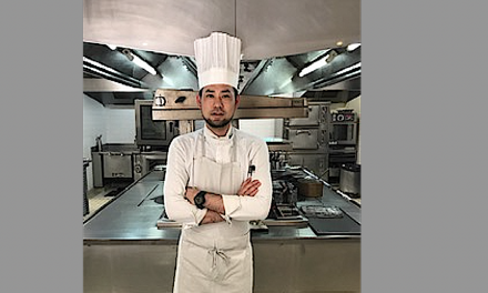 Il est sélectionné pour la finale  : Kenji Takenoshita, du restaurant La Pyramide à Vienne, futur champion du monde du pâté en croûte ?