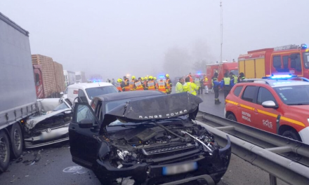 Terrible carambolage de 23 véhicules, suite à une plaque de verglas près de St-Etienne : un mort et neuf blessés  dont trois graves