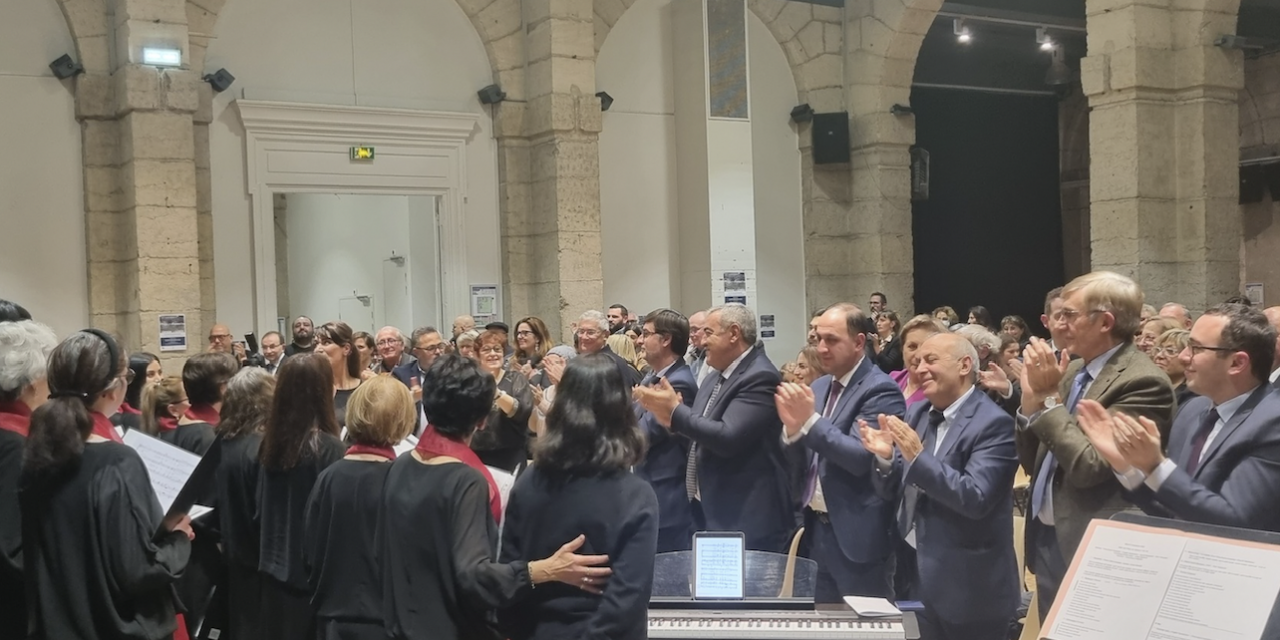 Le 30ème anniversaire du jumelage entre Vienne et Goris en Arménie célébré à la salle des fêtes et les liens entre les 2 villes renouvelés