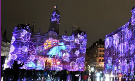 Fêtes des lumières à Lyon, transports publics gratuits le soir du 8 décembre, avec un métro circulant jusqu’à 2 h du matin