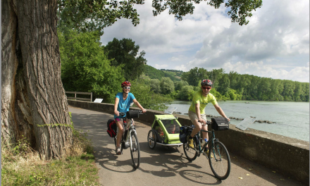 Déjà 800 km ont vu le jour : avec 1 800 km de Véloroutes à terme, Auvergne-Rhône-Alpes veut devenir leader en Europe pour les voies vertes