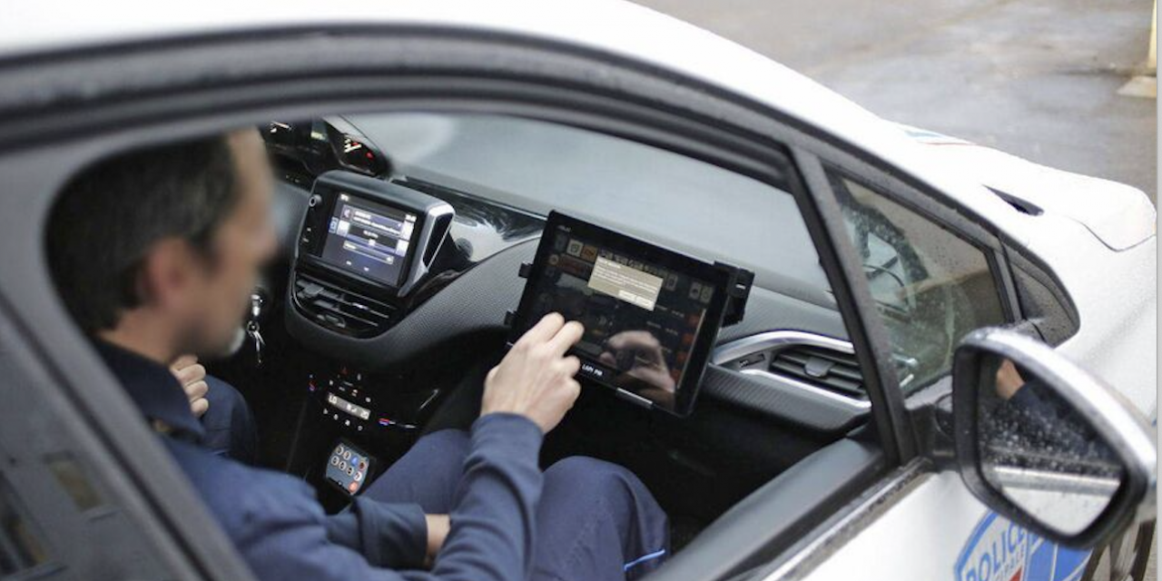 Le cadeau de Pâques de la Ville de Lyon : des voitures LAPI capables de lire  et contrôler électroniquement les plaques d’immatriculation…