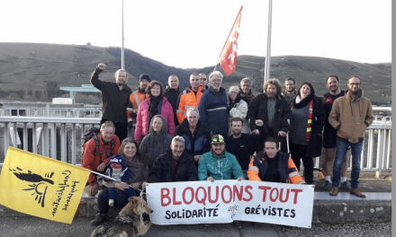 Grève au barrage de Reventin-Vaugris-Le trafic fluvial toujours à l’arrêt sur le Rhône : 70 bateaux de marchandises et de croisières bloqués