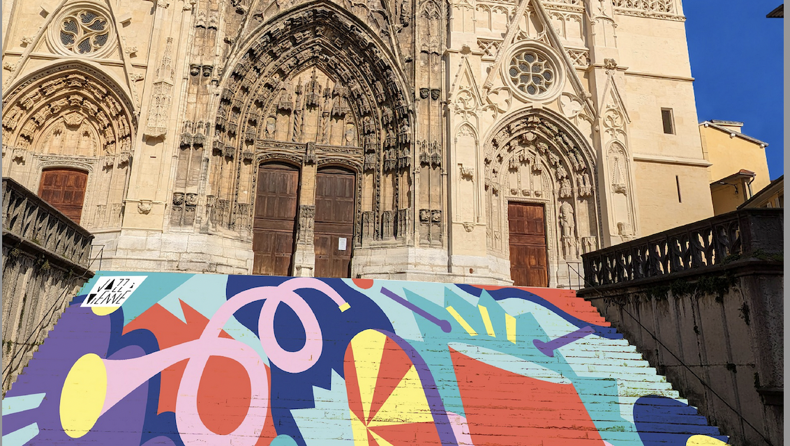 Micro-trottoir sur la semaine de 4 jours, une fresque à St-Maurice, un magasin associatif artisanal à Vienne, etc. : le journal TV de la semaine à Vienne