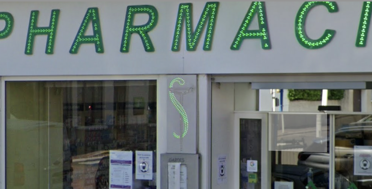 Le pharmacien rachète une autre pharmacie au centre de  Pont-Evêque pour… la fermer. Pétition des habitants  et l’ARS appelée à la rescousse !