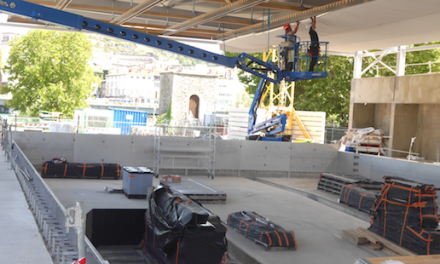 Début septembre, seulement ! Le stade nautique de St-Romain-en-Gal  ne sera pas livré à la date prévue. Des poursuites pourraient être engagées