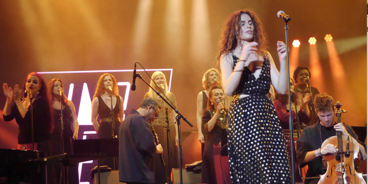 Soirée d’ouverture de Jazz à Vienne : émotions à fleur de peau, le Festival fort joliment mis sur orbite devant 5 500 spectateurs