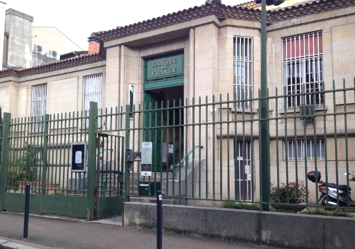 L’immeuble construit en lieu et  place de la Banque de France, cours Romestang à Vienne comprendra 23 logements et 4 commerces.