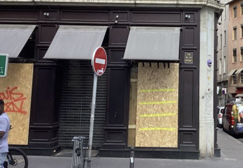 Emeutes urbaines-Commerces dégradés : la Métropole de Lyon vote  une aide d’urgence d’un million d’euros