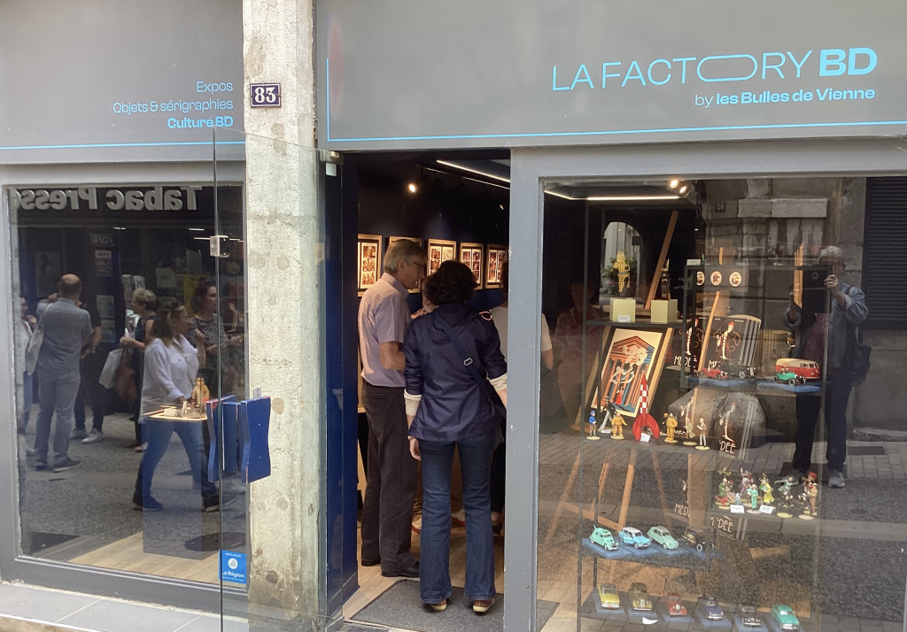 La librairie « Bulles de Vienne » inaugure sa nouvelle galerie, rue