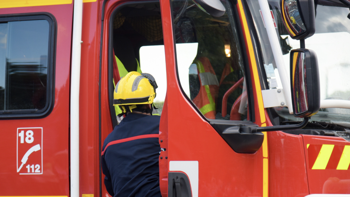 Le transformateur alimentant la Papeterie Ahlstrom de Pont-Evêque volontairement incendié : des coupures de courant à la clef