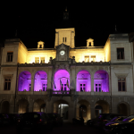 L’hôtel-de-ville de Vienne paré de rose pour sensibiliser au dépistage du cancer du sein