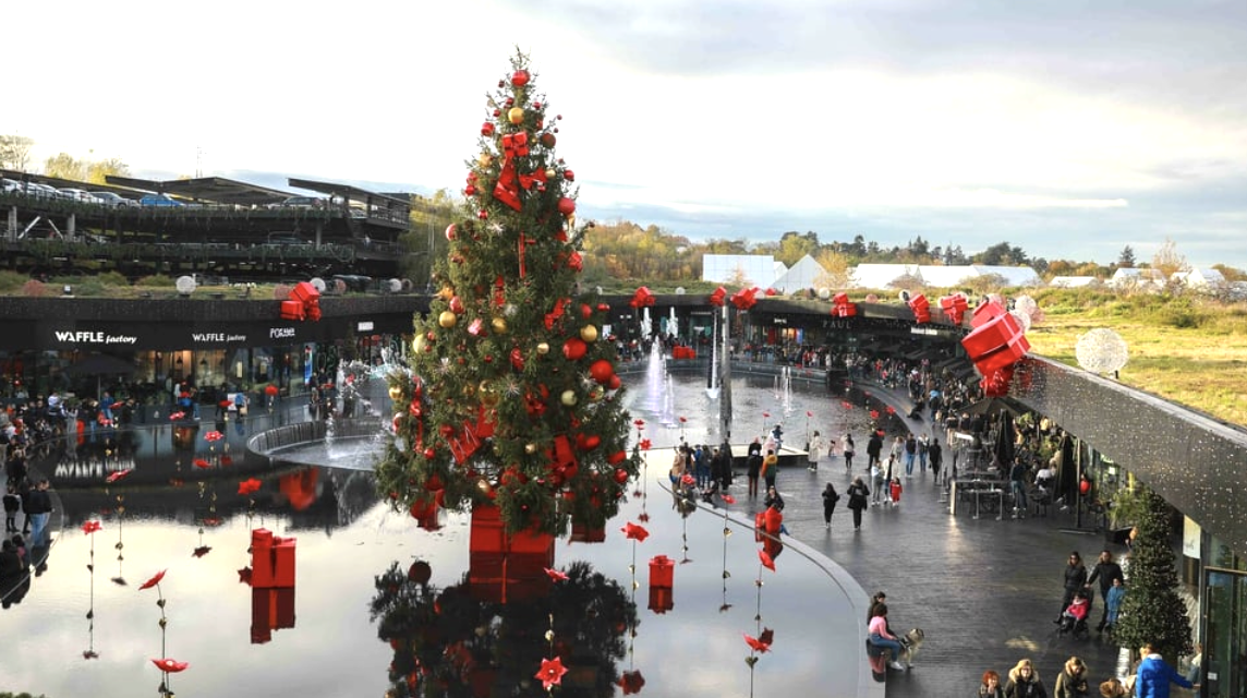 Un Black Friday avec  problèmes de parking au sein du centre commercial outlet : « The Village » de Villefontaine, victime de son succès