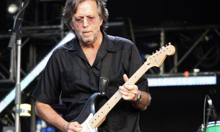 Concert annoncé à la LDLC Arena de Lyon-Décines d’une légende du rock en mai : Eric Clapton, après 14 années d’absence en France