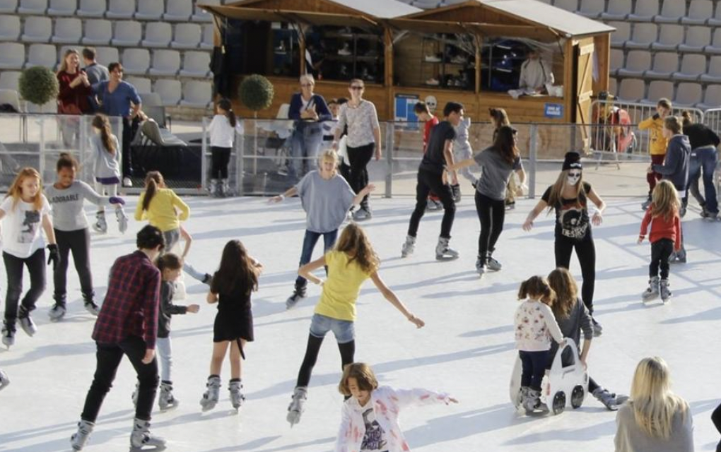 Une patinoire pour la 1ère fois, chèques-cadeaux bonifiés, animations, ouverture tous les dimanches : les commerçants viennois jouent les Pères Noël en décembre