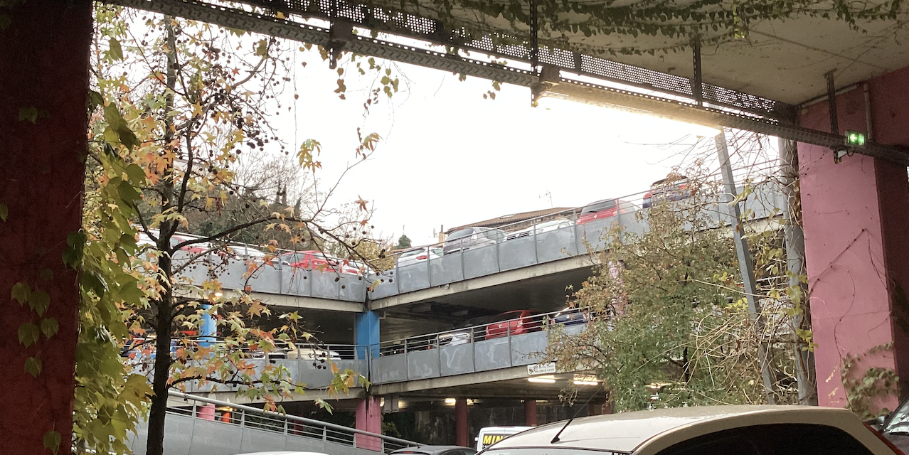 Thierry Kovacs répond aux pétitionnaires du parking Centre Ancien où 180 pré-réservations d’abonnements ont déjà été enregistrées