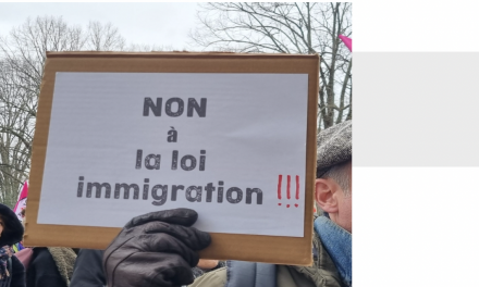 Rassemblement contre la loi immigration lundi 18 décembre cours Romestang, à Vienne