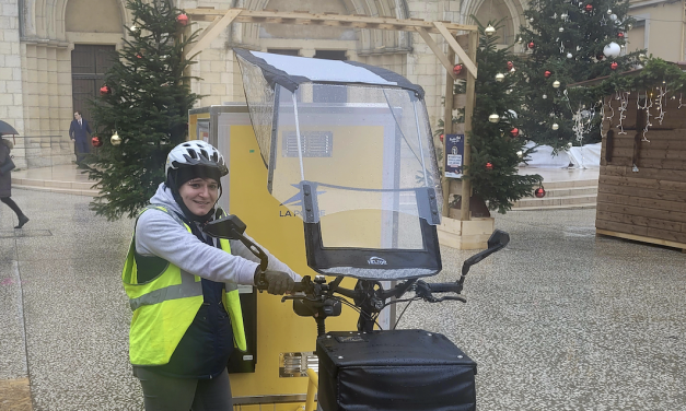 La Poste : Bourgoin-Jallieu, première ville du Nord-Isère à être dotée d’un vélo cargo,