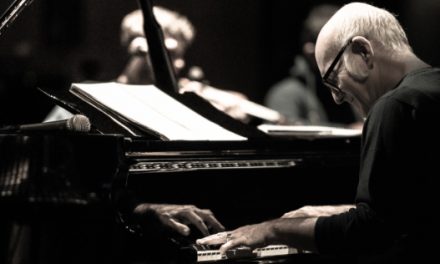 Ludovico Einaudi, le compositeur star de la musique des « Intouchables » et de bien d’autres films, au théâtre antique de Vienne le 18 juillet