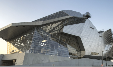 Avec 671 597 visiteurs en 2023, le musée des  Confluences à Lyon retrouve  son niveau d’avant Covid